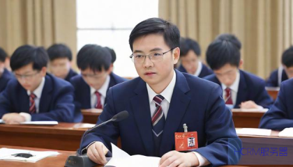 华科大举行新生开学典礼,迎接2025级本科生入学盛典