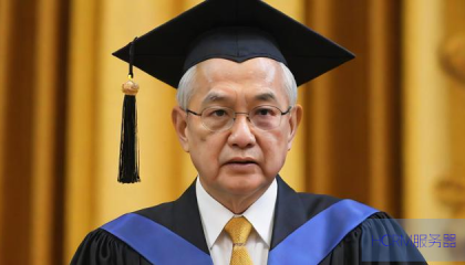 洪森,已弃所有泰国大学学位证书,重塑自我旅程的开始