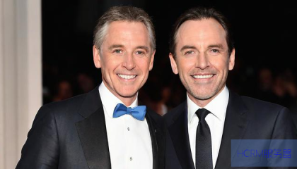 乃万拉群质问李嘉格车澈,事件背后的真相揭秘