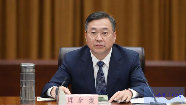 评论员称“社保新规”只是司法解释