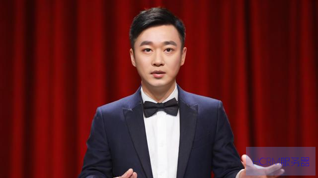 杨皓宇谈《戏台》吴经理处世哲学