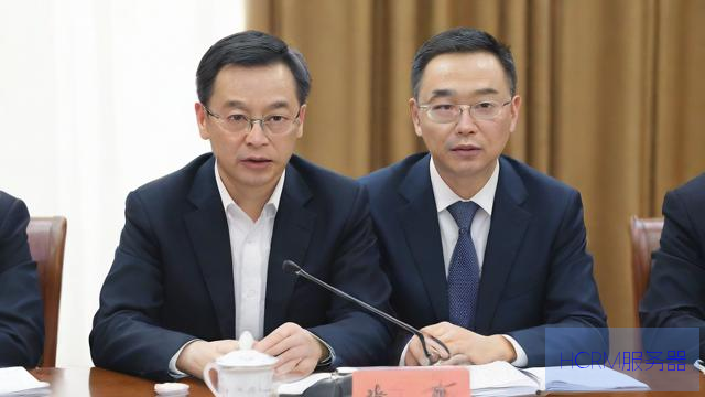 两办：不向县及以下单位借调干部
