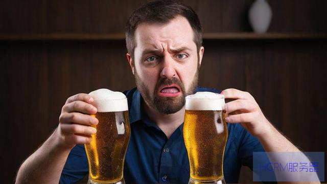 男子两杯啤酒下肚后全脸发黑失去意识
