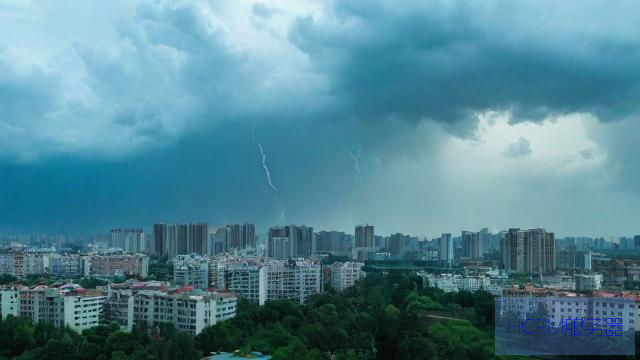 河南多地整个7月几乎滴雨未下