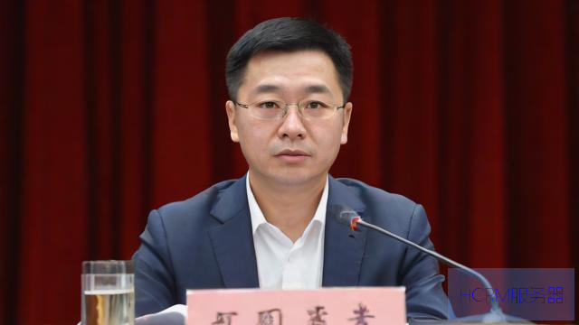 韦世豪妻子：生病了只能在家助威了