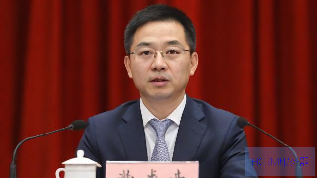 韦世豪妻子：生病了只能在家助威了