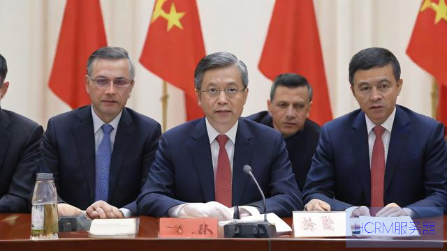中美代表团在马德里举行经贸会谈