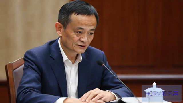 刘强东现身老家畅饮路边摊